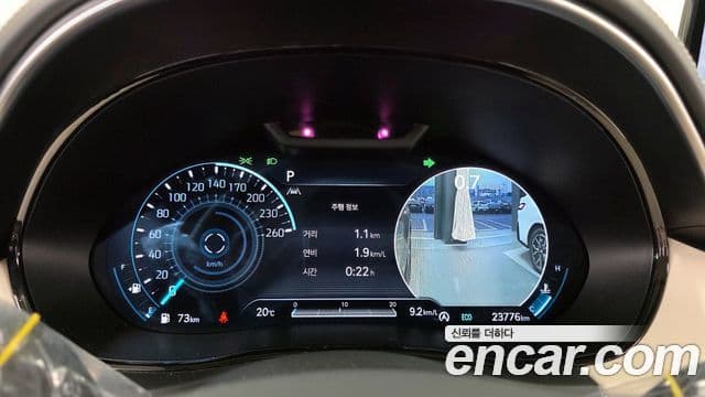 Genesis GV70 2023 — ფოტო 8/20