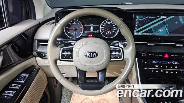 Kia Carnival 2020 — Фото 14/20