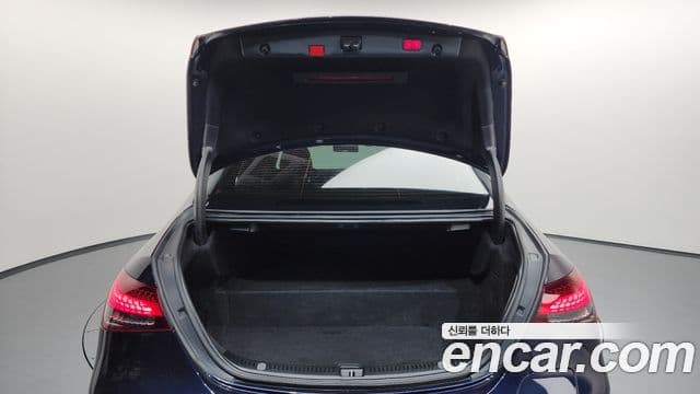 Mercedes-Benz E-Class 2021 — фото 20 из 20
