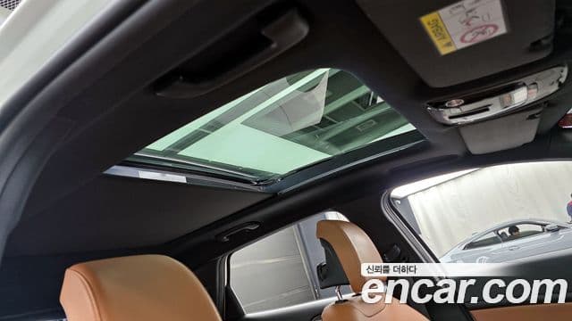 Kia Sportage 2021 — ფოტო 17/20