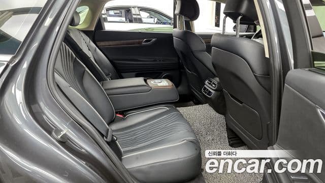 Genesis Electrified G80 2021 — Şəkil 12/20
