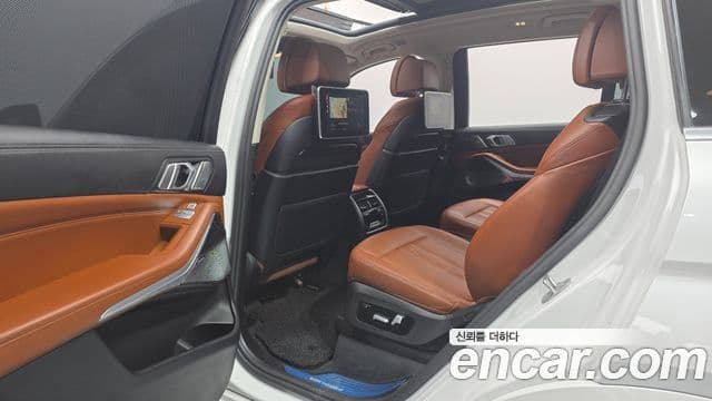 BMW X7 2021 — Şəkil 12/20