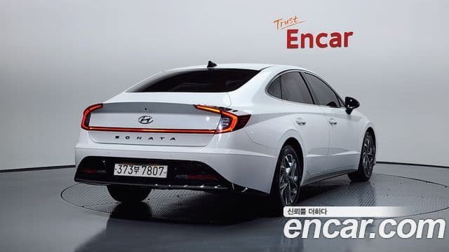 Hyundai Sonata Hybrid 2022 — Şəkil 1/20