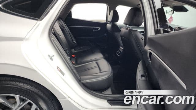 Hyundai Sonata Hybrid 2022 — Şəkil 7/20