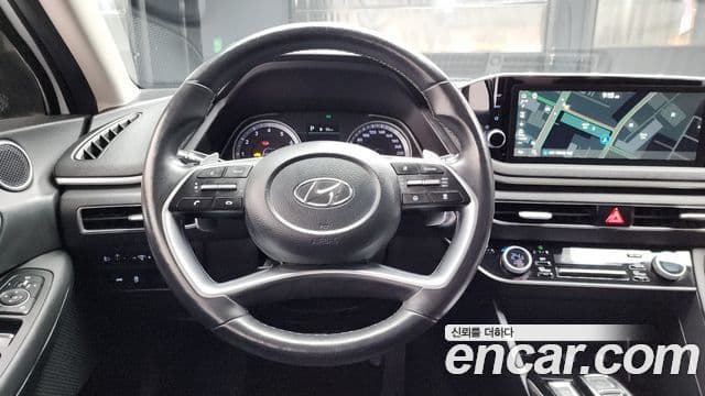 Hyundai Sonata Hybrid 2022 — Şəkil 11/20