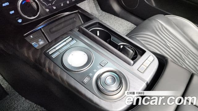 Genesis G80 2020 — ფოტო 17/20