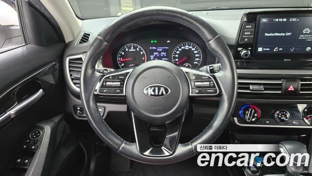 Kia Seltos 2020 — Şəkil 13/20