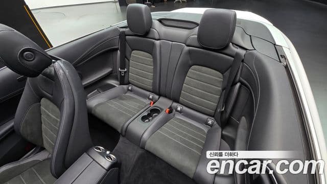 Mercedes-Benz C-Class 2023 — Photo 5/20
