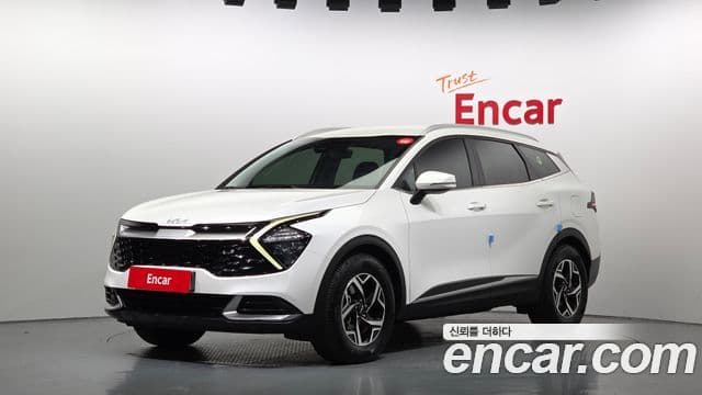 Kia Sportage 2021 — ფოტო 1/20