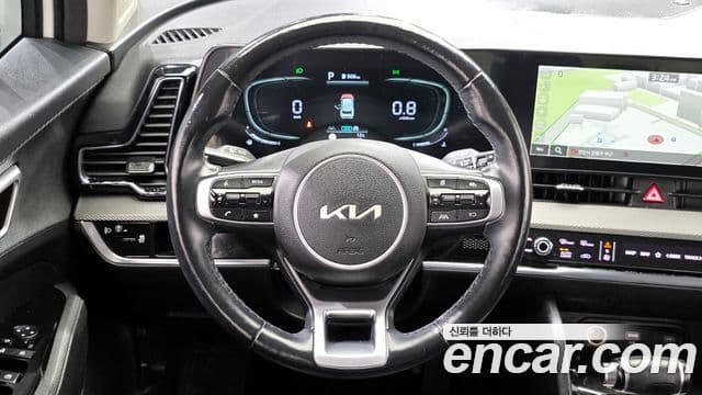 Kia Sportage 2021 — ფოტო 13/20