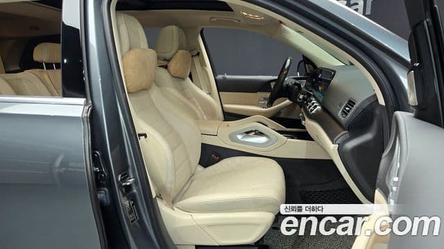 Mercedes-Benz GLS-Class 2020 — Şəkil 11/20