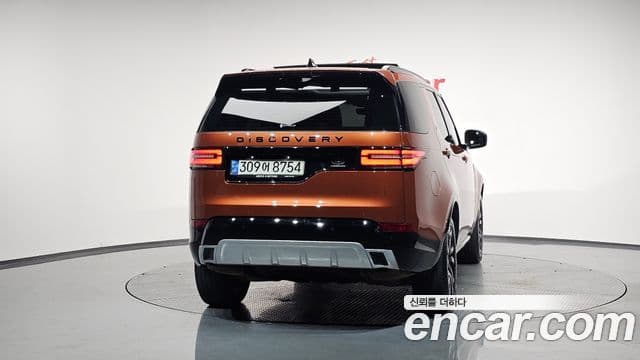 Land Rover Discovery 5 2020 — ფოტო 4/20