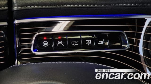 Mercedes-Benz S-Class 2020 — ფოტო 15/20