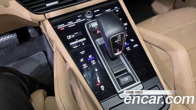 Porsche Cayenne 2019 — Şəkil 9/20