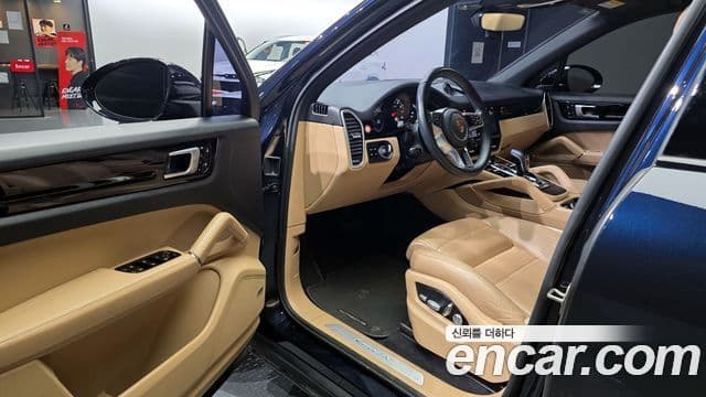 Porsche Cayenne 2019 — Şəkil 10/20
