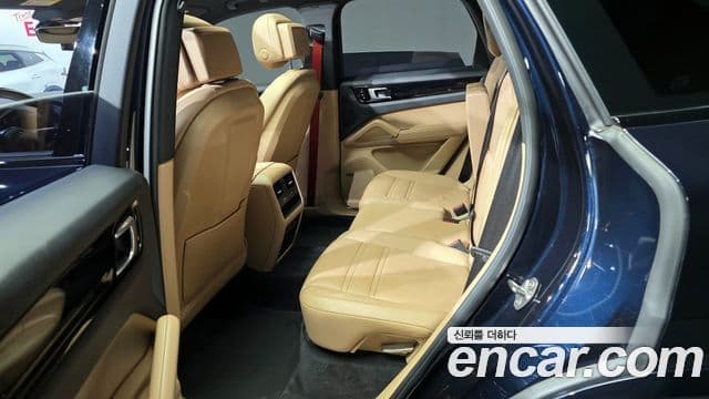 Porsche Cayenne 2019 — Şəkil 11/20