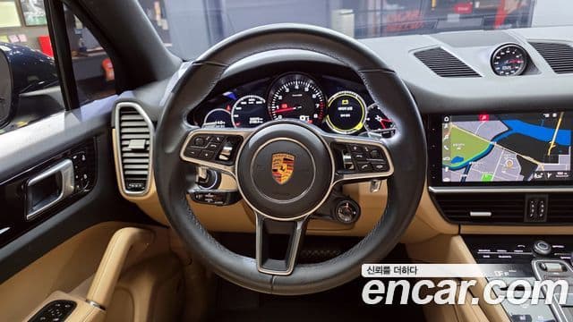 Porsche Cayenne 2019 — Şəkil 13/20