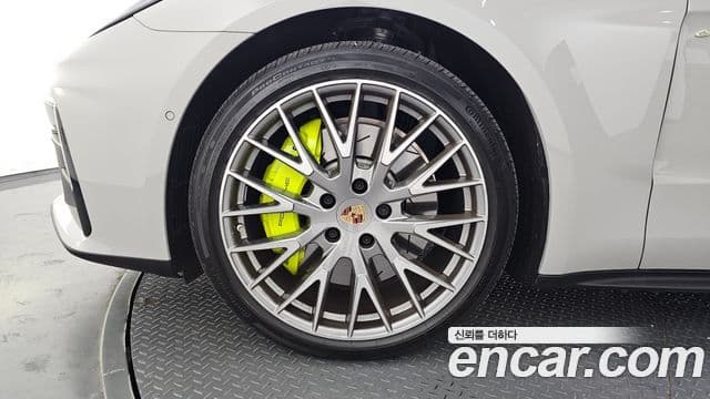 Porsche Panamera 2024 — Şəkil 4/20