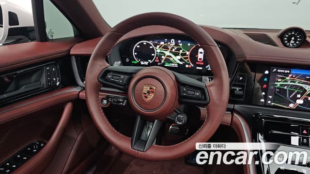 Porsche Panamera 2024 — Şəkil 12/20