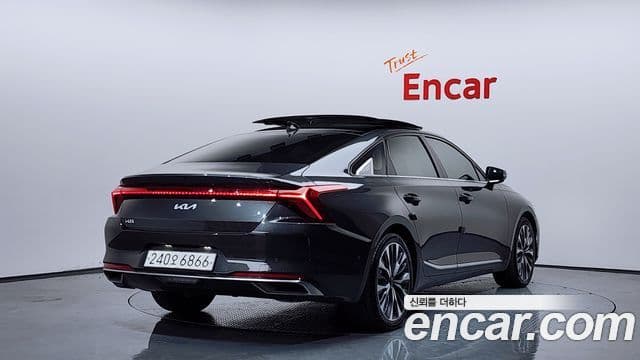 Kia K8 2023 — Şəkil 8/20