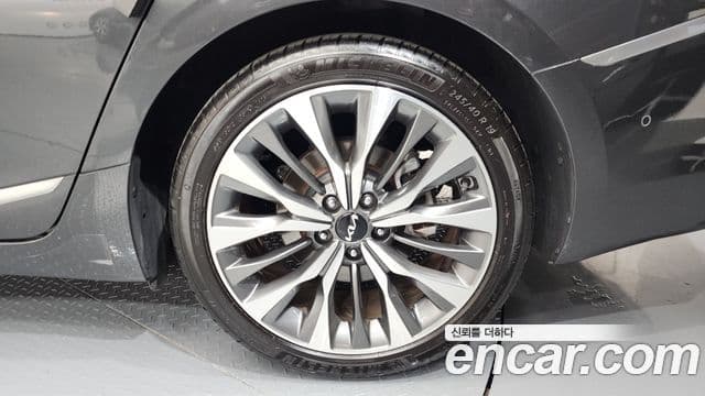 Kia K8 2023 — Şəkil 16/20