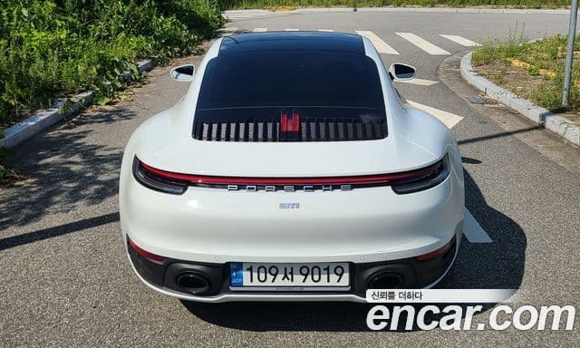Porsche 911 2024 — ფოტო 4/18