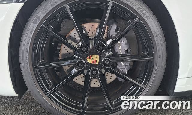 Porsche 911 2024 — ფოტო 5/18