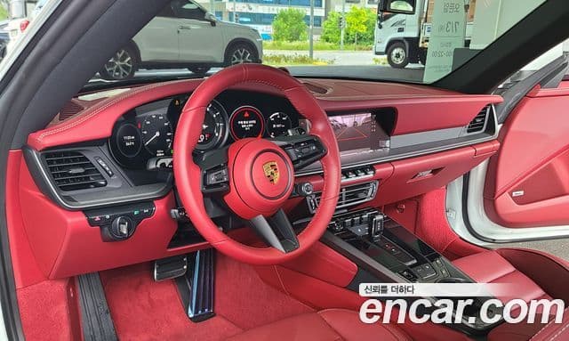 Porsche 911 2024 — ფოტო 13/18