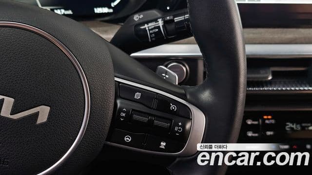 Kia K5 2021 — Şəkil 14/20