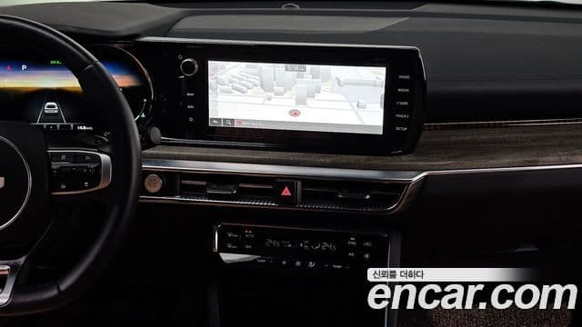 Kia K5 2021 — Şəkil 15/20