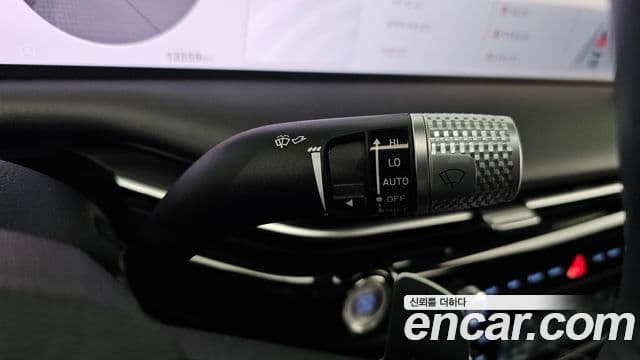 Genesis Electrified G80 2024 — ფოტო 17/20