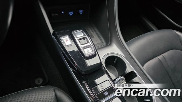 Hyundai Sonata Hybrid 2021 — Şəkil 14/20