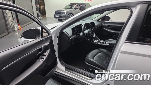 Hyundai Sonata Hybrid 2021 — Şəkil 9/20