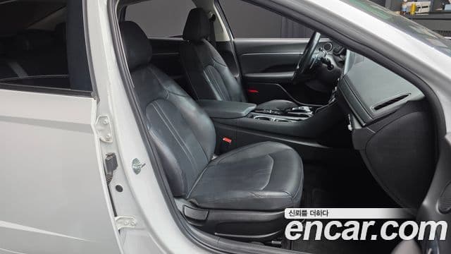 Hyundai Sonata Hybrid 2021 — Şəkil 10/20
