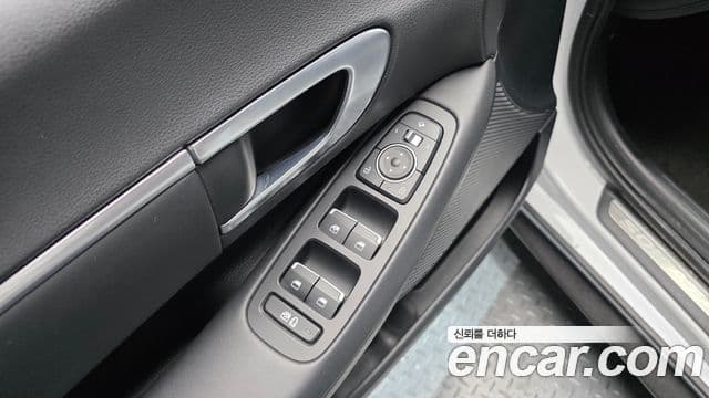 Hyundai Sonata Hybrid 2021 — Şəkil 19/20