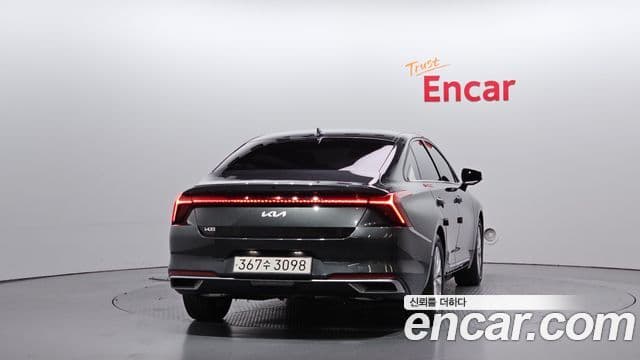 Kia K8 2022 — ფოტო 4/20