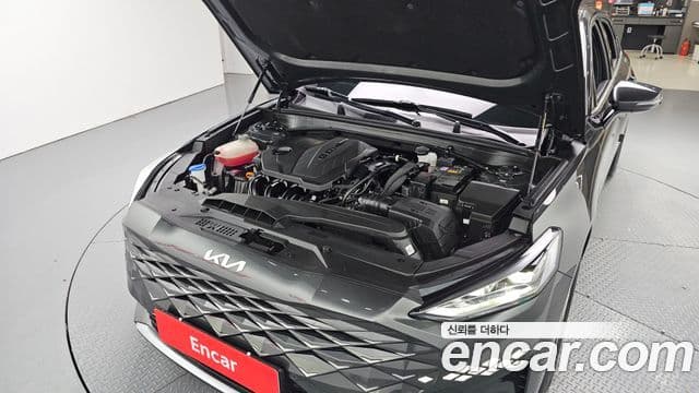 Kia K8 2022 — ფოტო 6/20