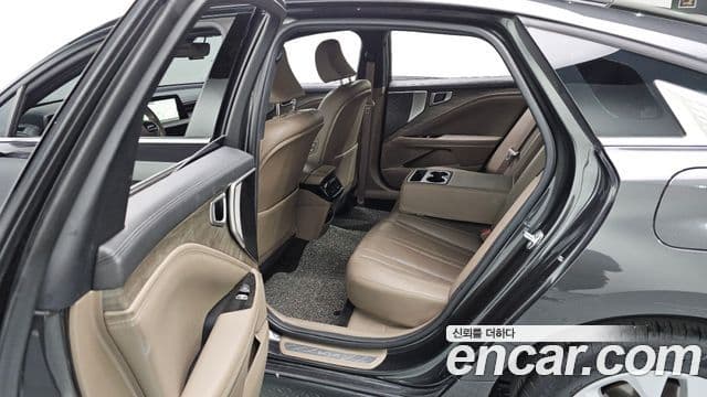 Kia K8 2022 — ფოტო 12/20