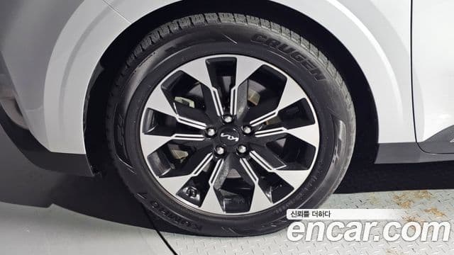 Kia Carnival 2022 — Фото 4/20