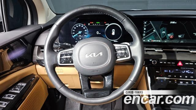Kia Carnival 2022 — Фото 12/20
