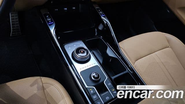 Kia Sorento 2022 — ფოტო 9/20