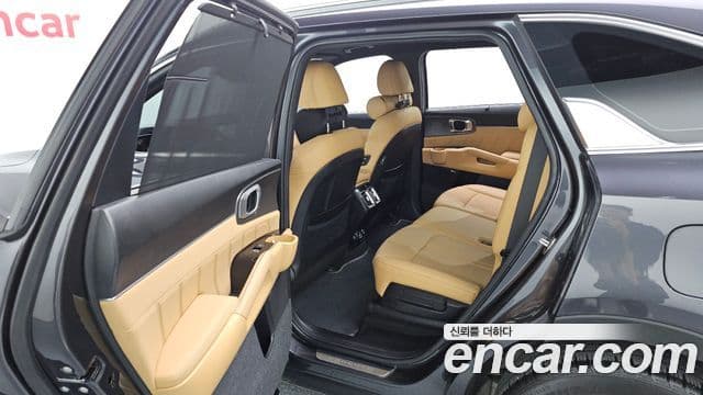 Kia Sorento 2022 — ფოტო 12/20