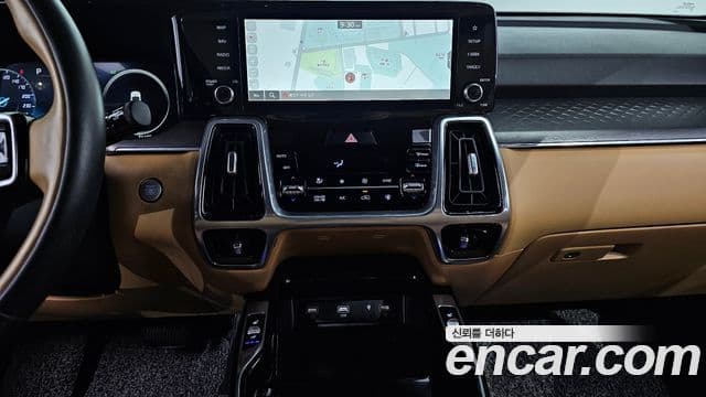 Kia Sorento 2022 — Şəkil 15/20