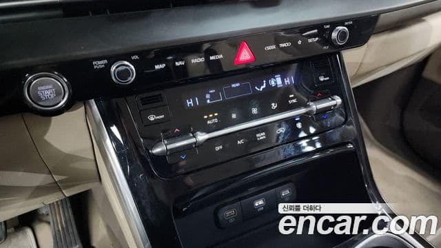 Kia Carnival 2021 — Şəkil 7/20