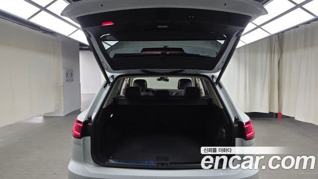Volkswagen Touareg 2022 — Şəkil 20/20
