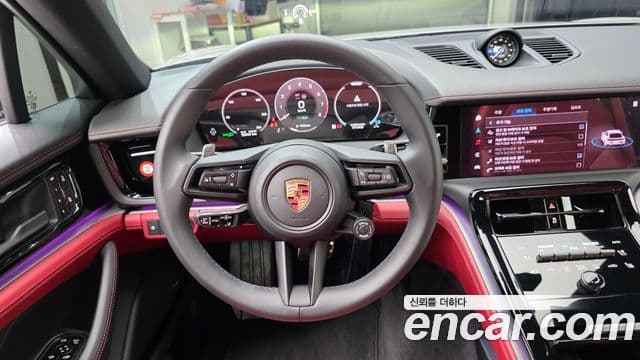 Porsche Panamera 2024 — Şəkil 12/20