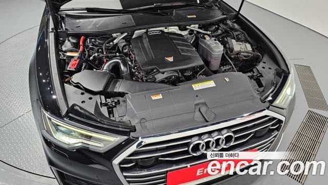 Audi A6 2021 — ფოტო 6/20
