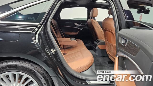 Audi A6 2021 — ფოტო 12/20