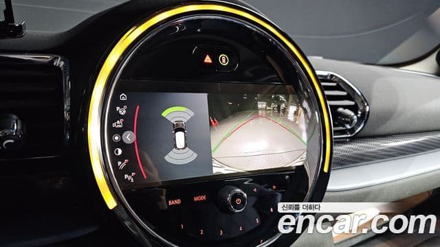 Mini Cooper S Clubman 2022 — ფოტო 18/20