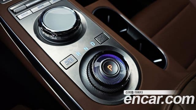 Genesis GV70 2023 — ფოტო 9/20